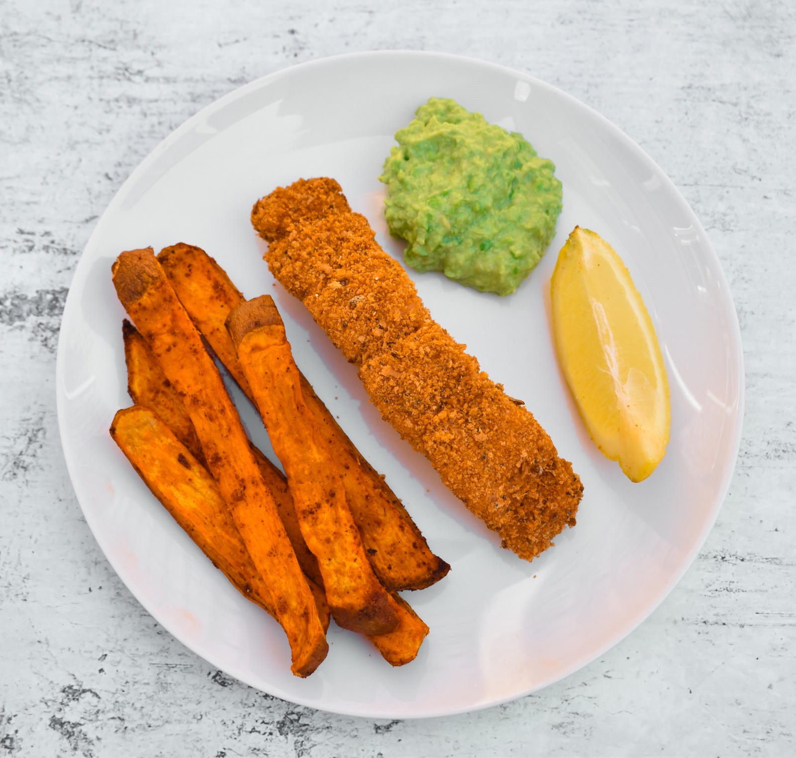 Kids Fish, Chips & Mushy Peas